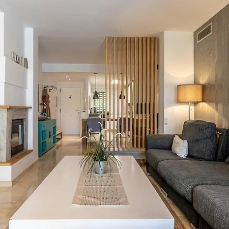 Golf & Pool And Terrace In Apartment *